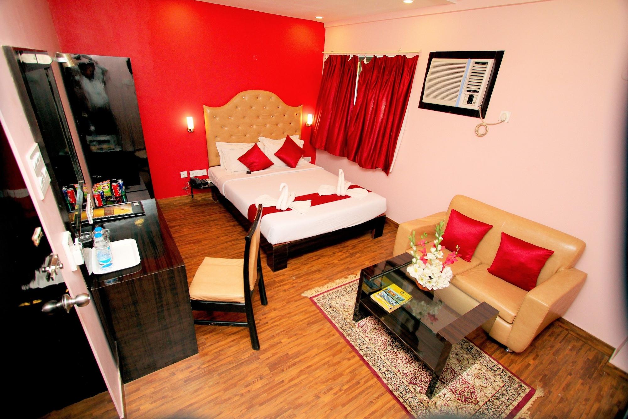 Hotel Crestwood Kolkata Exterior photo