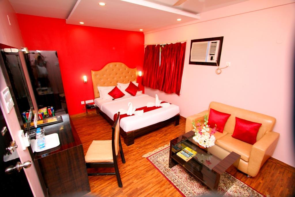Hotel Crestwood Kolkata Exterior photo