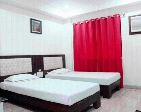 Hotel Crestwood Kolkata Room photo